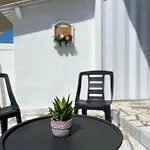 Sunny House * Corinth