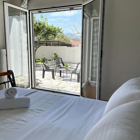 Sunny House Corinth