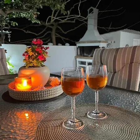 Sunny House * Corinto