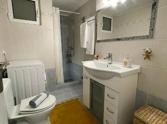 Sunny House Corinthe